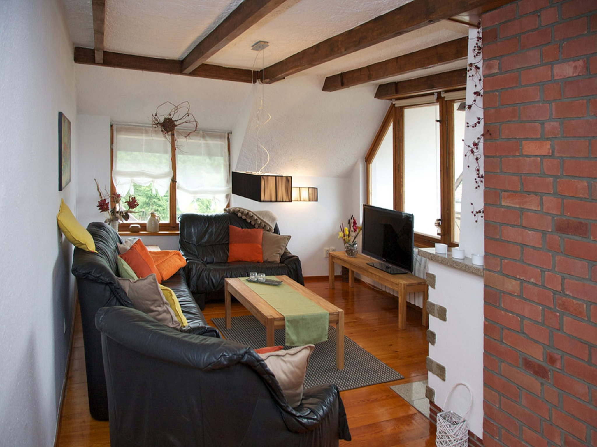 Großzügiges Wohnzimmer im Ferienhaus Gerdi